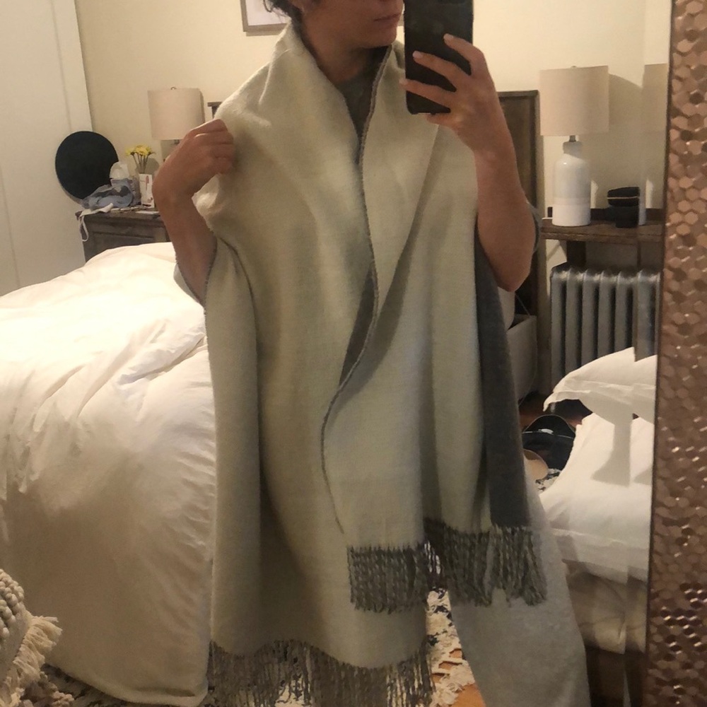 Garage Clothing Blanket Scarf - Picture 2 of 4